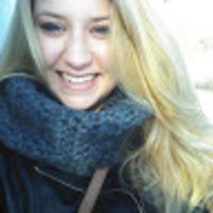 Meet your Posher, Alyssa